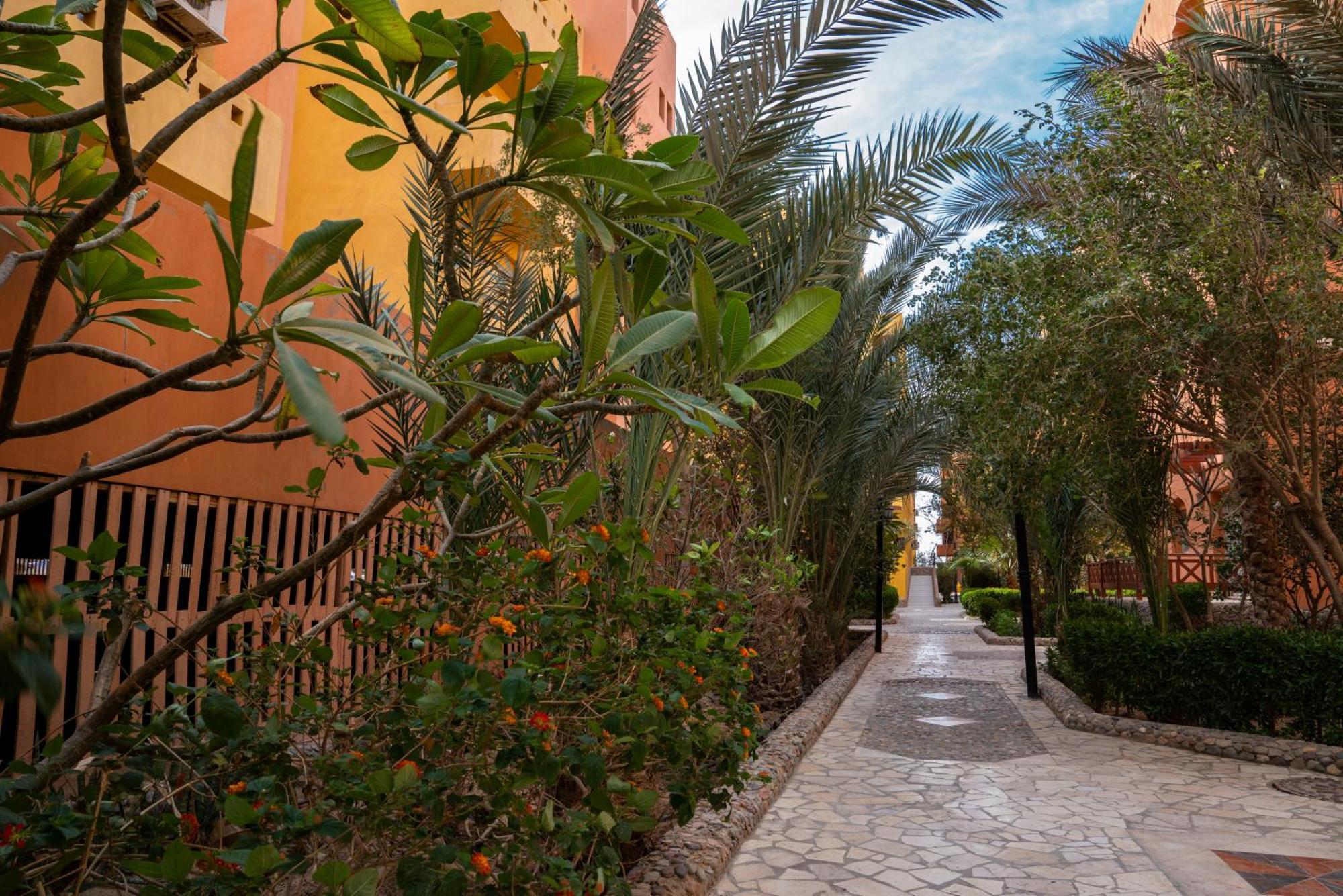 Al Dora Residence Suites Хургада Экстерьер фото